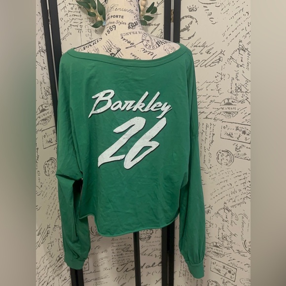 NFL Philadelphia Eagles Green Women's Sweatshirt - Picture 4 of 14